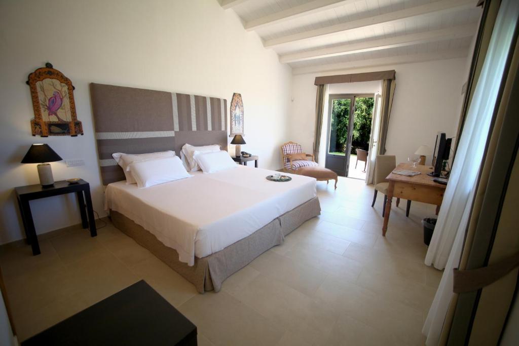 Antica Locanda Del Golf Ragusa Oda fotoğraf