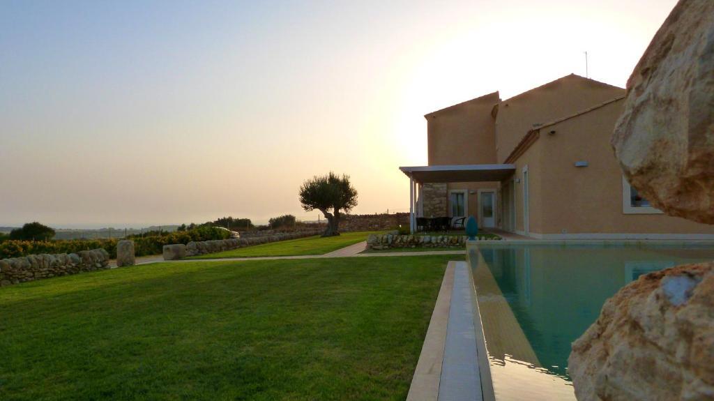 Antica Locanda Del Golf Ragusa Oda fotoğraf