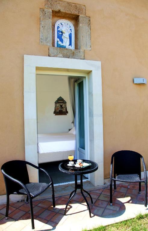Antica Locanda Del Golf Ragusa Oda fotoğraf